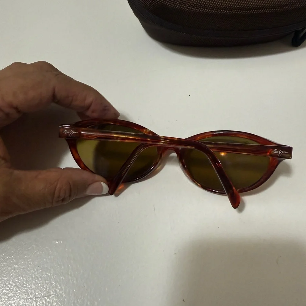 Maui MJ 125-10 Tortoiseshel Brown Polarized, Stylish Brown Sunglasses. Unisex